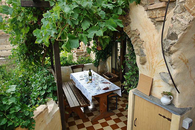 A restaurant in Bussana Vecchia which offers ligurian culinary specialties