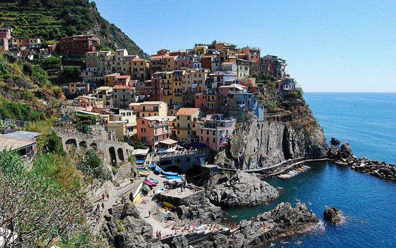 a beautiful view of a perfect holiday destination Cinque Terre