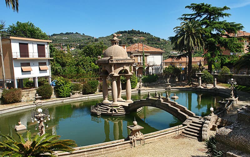A garden with a fountain of Villa Grock, The clown museum in Imperia