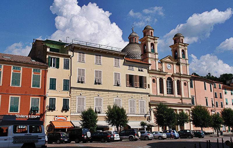 The lovely old town of Varese Ligure