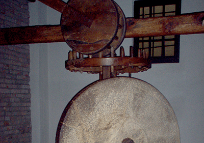 Olive Press in Museo dell'Olivo, Imperia